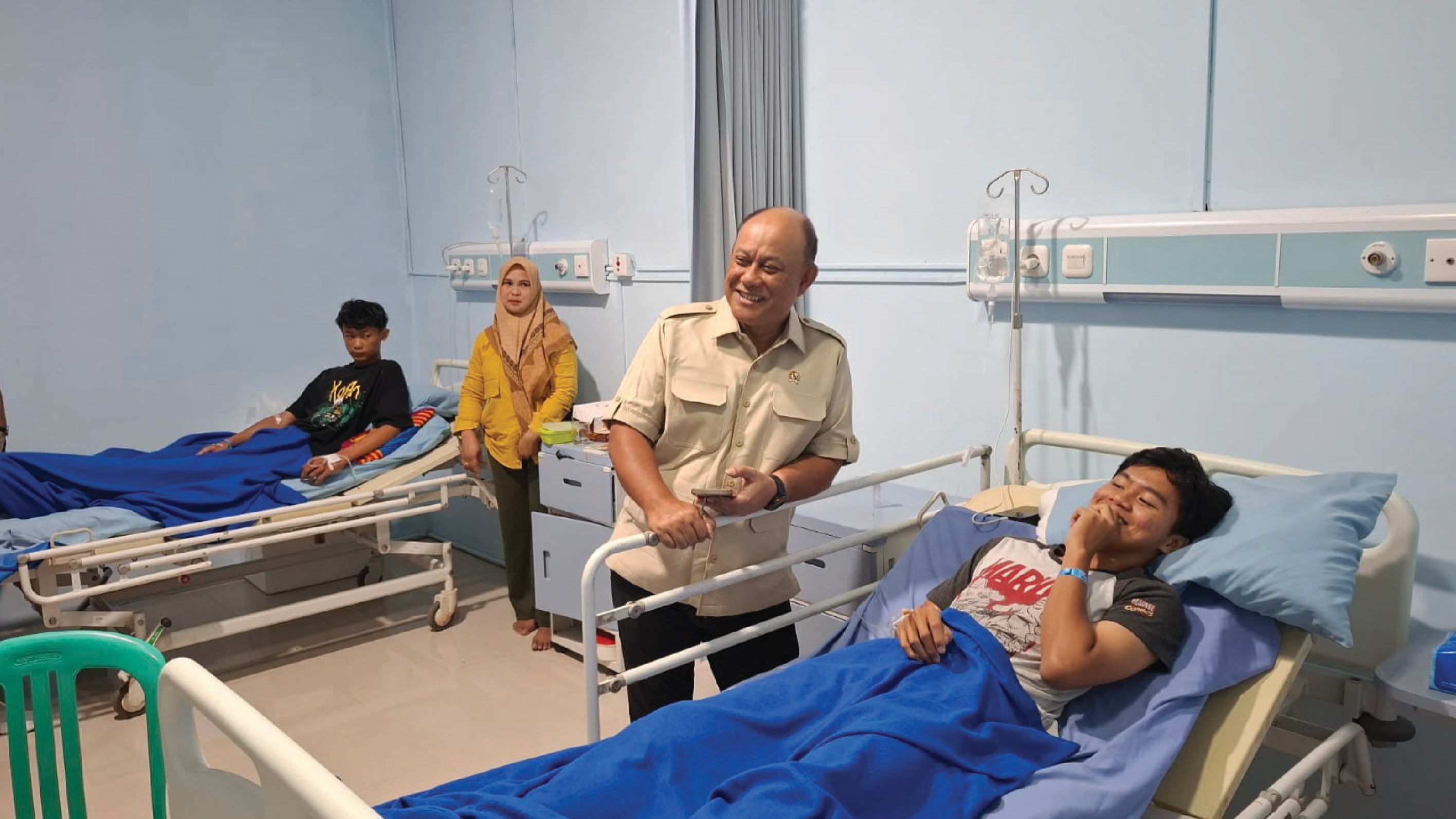 Kepala BGN Batu Bara Kunjungi Siswa Cianjur: Tegaskan Komitmen Perbaikan, Perlindungan Anak, dan Gizi untuk Kecerdasan Bangsa