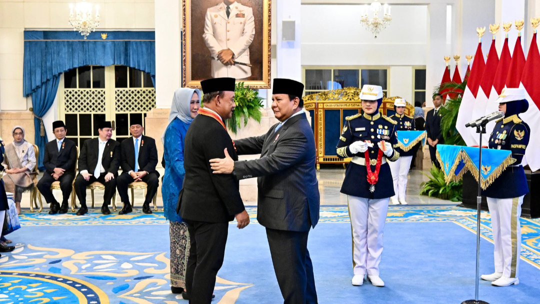 Kepala BGN Batu Bara Dianugerahi Bintang Mahaputera Utama oleh Presiden Prabowo